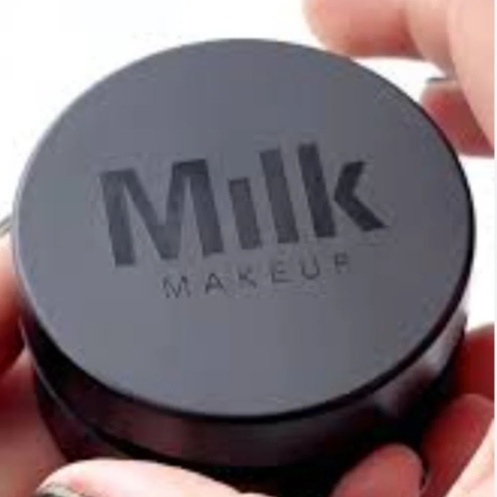 ❇️🧚‍♀️MEDIUM Milk Makeup Pore Eclipse Translucent Powder NWT